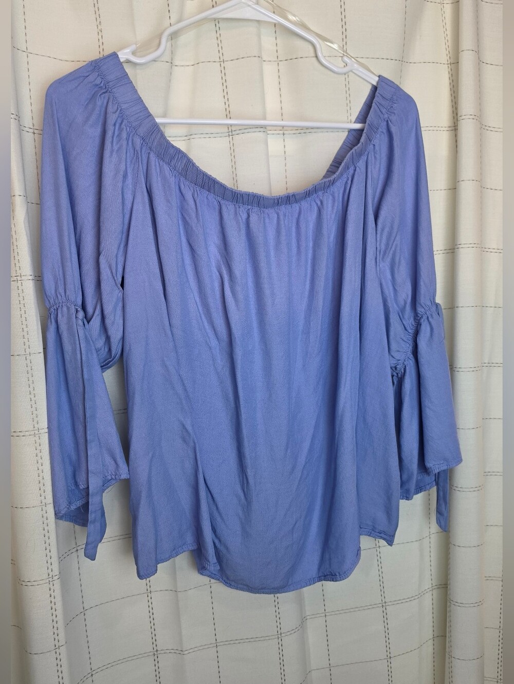 Signature Studio Off Shoulder Top